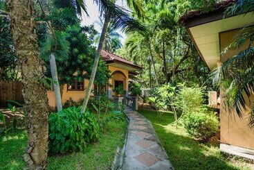 هتل Samui Green Space Resort