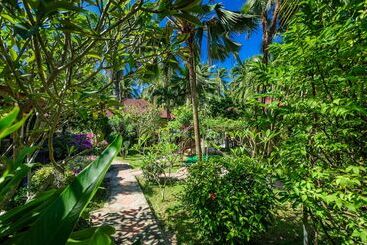 هتل Samui Green Space Resort