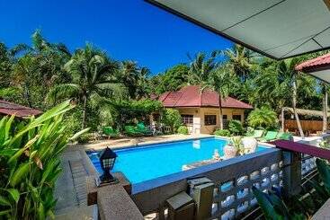هتل Samui Green Space Resort