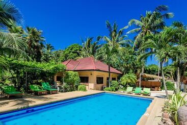 هتل Samui Green Space Resort