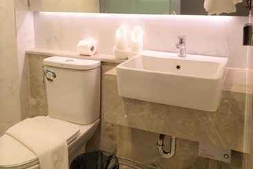 هتل Studio Ekamai