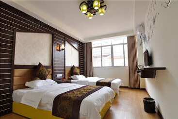 هتل Zhanguajiajie Huluju Inn