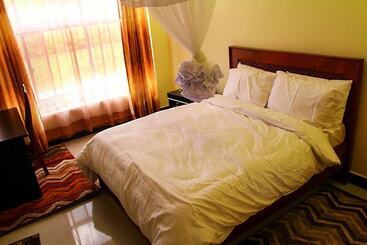 A1 Hotel And Resort