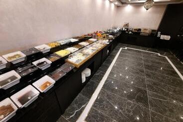 Bm Hotel City
