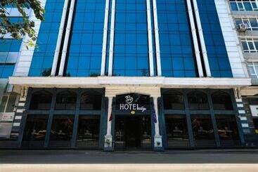 Bm Hotel City