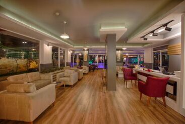 Hma Hotel & Suites