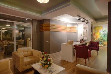 Hma Hotel & Suites