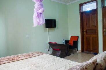 هتل Homely Nest