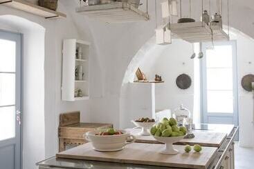 هتل Masseria Le Torri