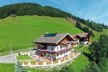 هتل Pension Lackenbauer