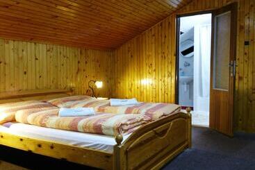 هتل Sunnystreet Guesthouse