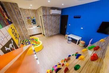 هتل Ericson Kingdom B&b