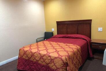 Rosa Bell Motel   Los Angeles