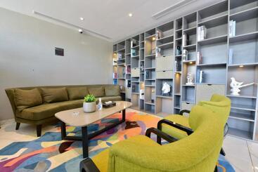 Hotel Bram Suites