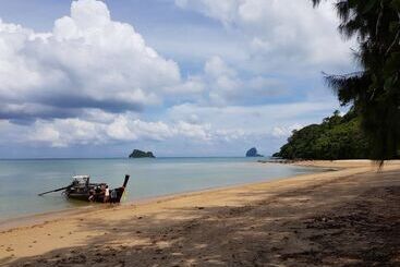 هتل Bann Anattaya Koh Yao Noi