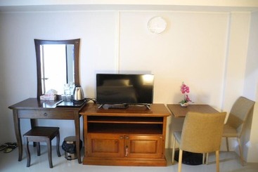 هتل Bann Tawan Hostel Chiang Rai