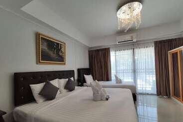 هتل Bann Tawan Hostel Chiang Rai