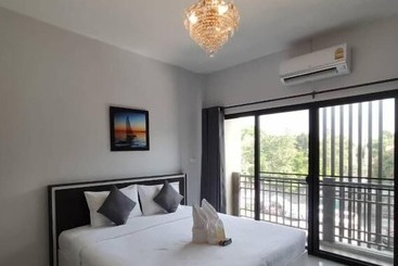 هتل Bann Tawan Hostel Chiang Rai
