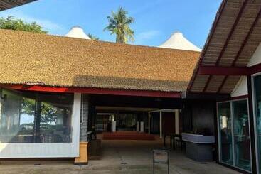 هتل Blue Bay Resort   Access To Pool And Beach Phuket & Krabi