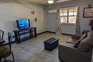 هتل Caribbean Shores Bed & Breakfast