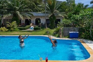 هتل Elephant Bay Resort