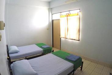 هتل Fame Guesthouse