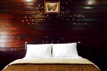 هتل K Guesthouse Adults Only