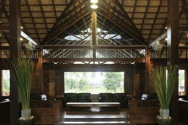 هتل Khanom Cabana Beach Resort