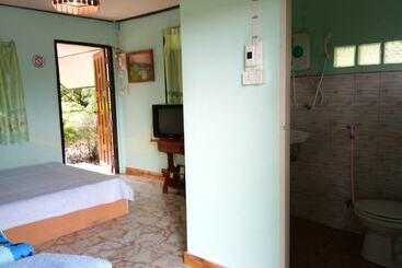 هتل Loei Airport Homestay