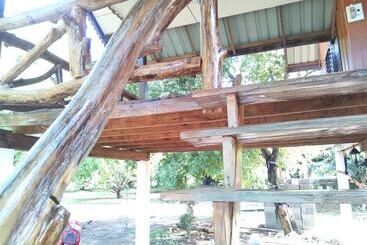 هتل Loei Airport Homestay