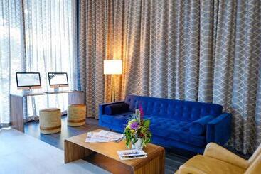هتل Mantra Albury