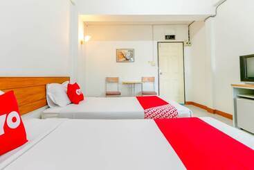 هتل Sathorn Mansion