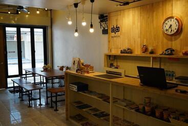 هتل Sleep Owl Hostel