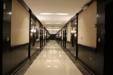 هتل Valencia Suites