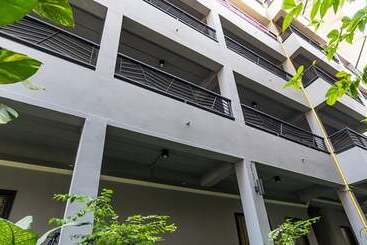هتل Lm Hostel