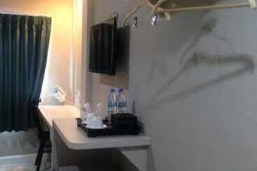 هتل We World Boutique Haatyai