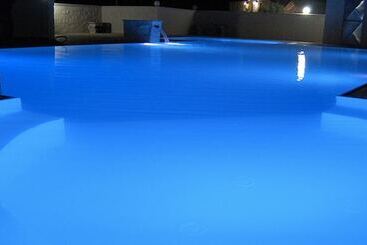 هتل Antica Cascina Resort