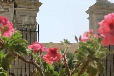 هتل Antica Cascina Resort