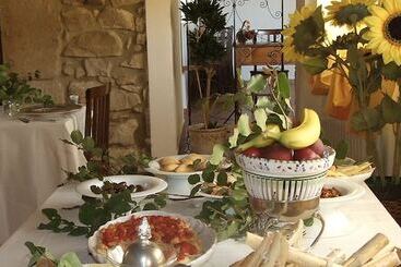 هتل Antica Cascina Resort