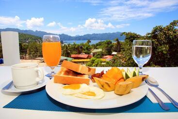 هتل Coron Bluewave