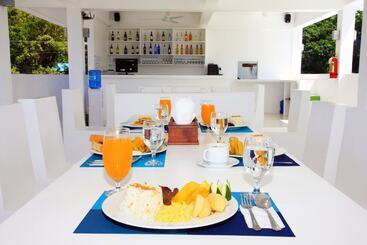 هتل Coron Bluewave