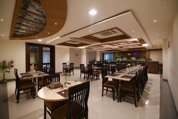 هتل Jataka Inn