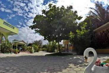 هتل La Cayenna Hôtel Et Restaurant