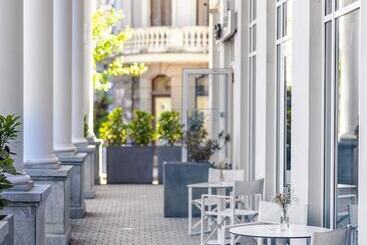 هتل Le Port Boutique Apart