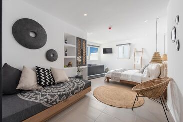 هتل Little Venice Villas