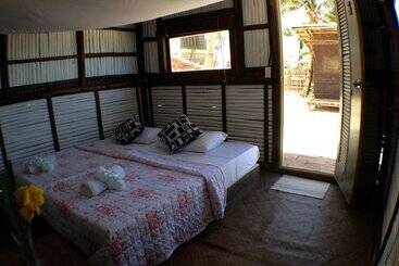 هتل Mangoriders Beach Club