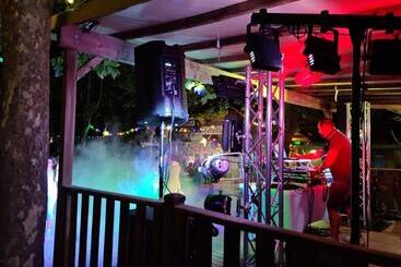 هتل Marina Hôtel Club