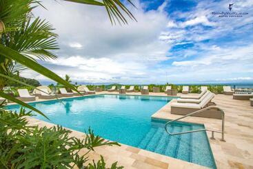 هتل Marina Pez Vela Villas