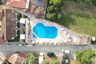 هتل Oula Maisonettes