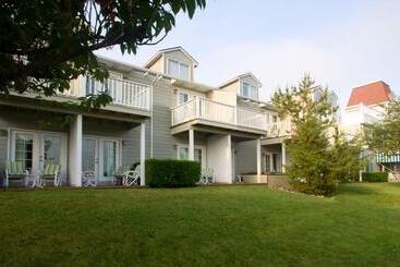 هتل Sag Harbor Inn